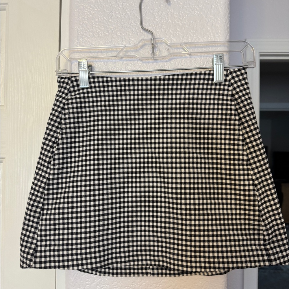 Urban outfitters Black and White Checkered Skirt with pockets